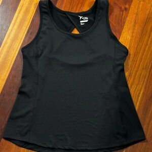 Workout / yoga / exercise top / tank top - L - Old Navy Go Dry